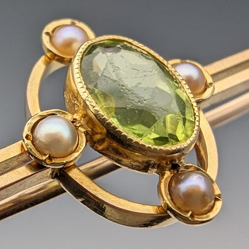 British Antique 15ct Gold Greenstone & Pearl Pin Brooch